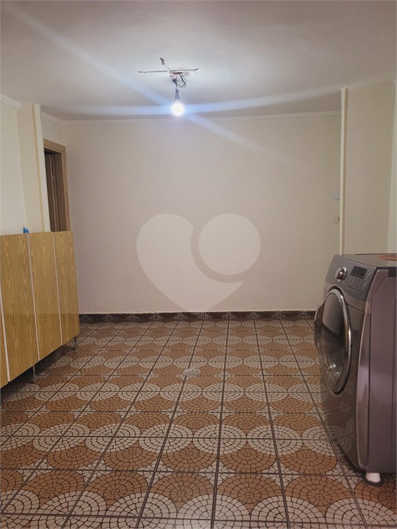Sobrado à venda ou para alugar com 4 quartos, sendo 1 suíte, em Vila Gustavo, São Paulo, SP