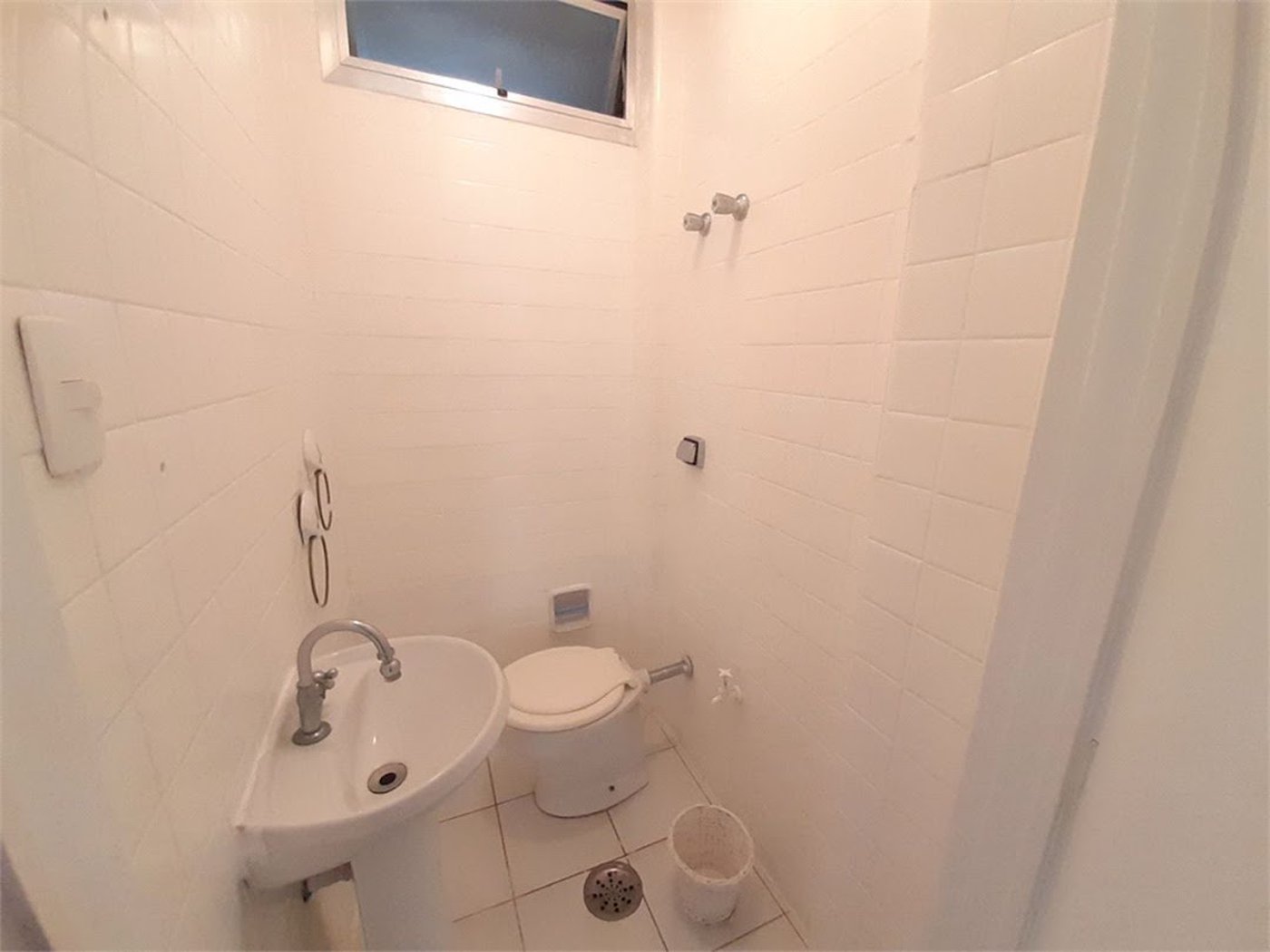 Apartamento Residencial à venda, Pitangueiras, Guarujá - AP0163.