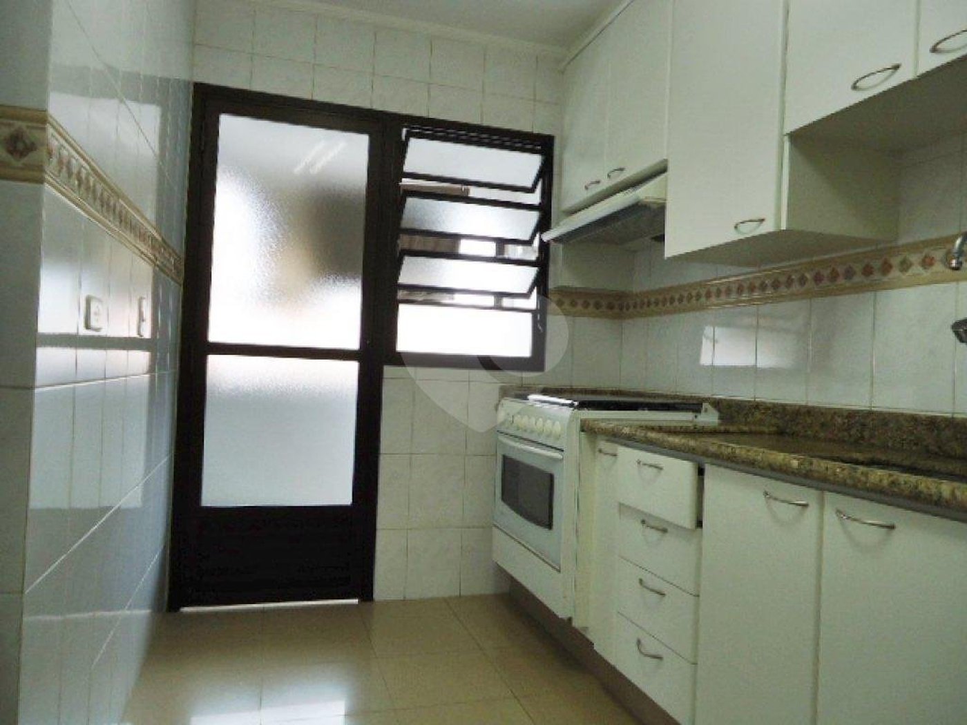 Apartamento à venda com 3 quartos, sendo 1 suíte, em Vila Guilherme, São Paulo, SP
