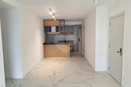 Apartamento à venda com 3 suítes em Sumarezinho, São Paulo, SP