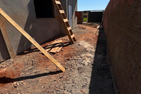 Casa à venda com 2 quartos em Jardim Carandá, Três Lagoas, MS