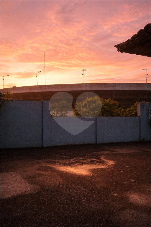 Casa à venda com 3 suítes em Jardim Leonor, São Paulo, SP