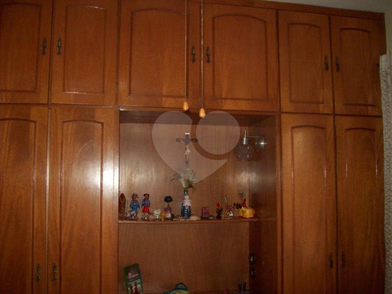 Casa Térrea à venda com 3 quartos, sendo 1 suíte, em Vila Constança, São Paulo, SP