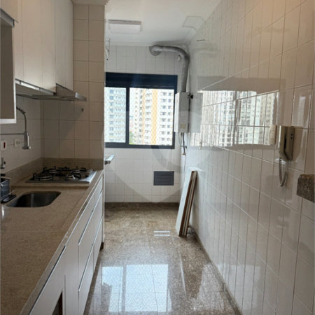 Apartamento à venda ou para alugar com 3 quartos, sendo 1 suíte,  em Santa Teresinha, São Paulo, SP
