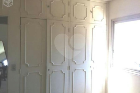 Apartamento à venda com 3 quartos, sendo 1 suíte, em Alto da Boa Vista, São Paulo, SP