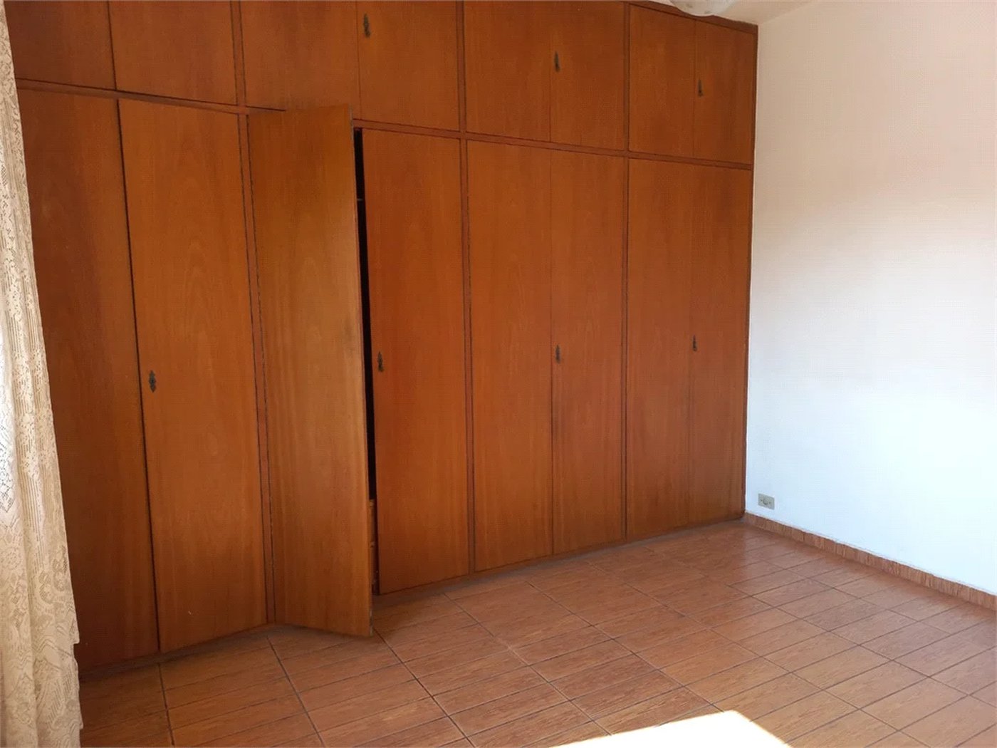 Casa à venda com 3 quartos, sendo 2 suítes, em Jaguaré, São Paulo, SP