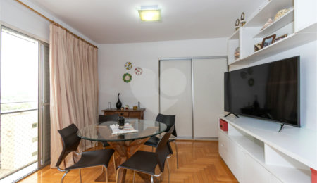Apartamento à venda com 2 quartos, sendo 1 suíte,  em Indianópolis, São Paulo, SP