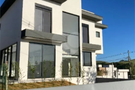Casa à venda com 4 quartos, sendo 2 suítes,  no condomínio Reserva Granja Anita, Mogi das Cruzes - SP