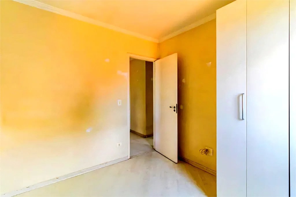 Casa à venda com 3 quartos, sendo 1 suíte,  no condomínio Villa Bella, São Paulo - SP