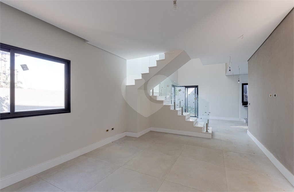 Casa à venda com 4 suítes no condomínio Reserva Robélia, São Paulo - SP