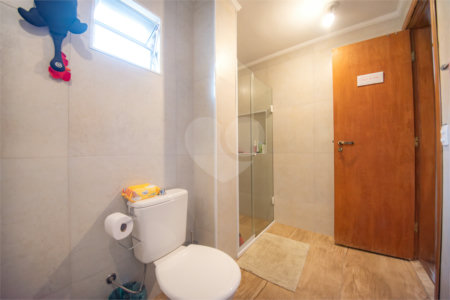 Sobrado à venda com 4 quartos, sendo 3 suítes,  em Planalto Paulista, São Paulo, SP