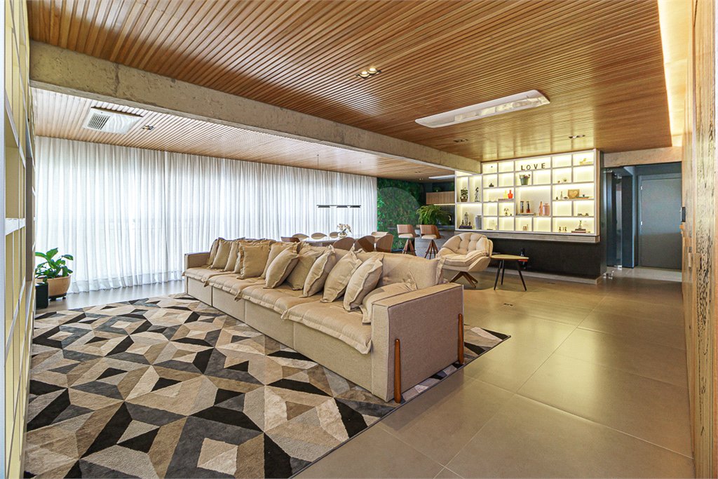Apartamento à venda com 3 suítes em Brooklin, São Paulo, SP