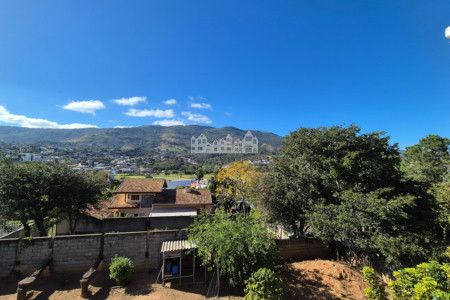 Casa à venda com 3 quartos, sendo 1 suíte, em Retiro das Fontes, Atibaia, SP