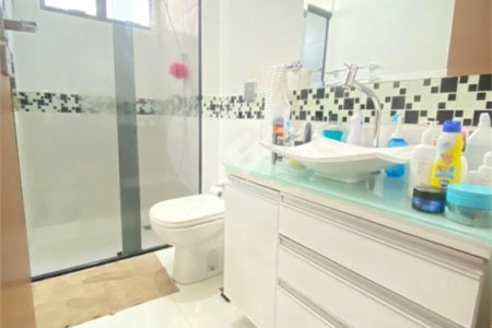 Apartamento à venda com 3 quartos, sendo 1 suíte, em Alvorada, Cuiabá, MT