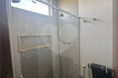 Casa à venda com 3 suítes no condomínio Aruã, Mogi das Cruzes - SP