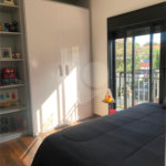 Casa à venda com 4 suítes no condomínio Vila Inglesa, Atibaia - SP