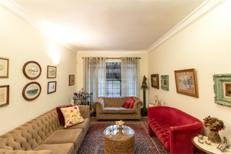 Casa à venda com 3 quartos, sendo 1 suíte,  em Parque Colonial, São Paulo, SP