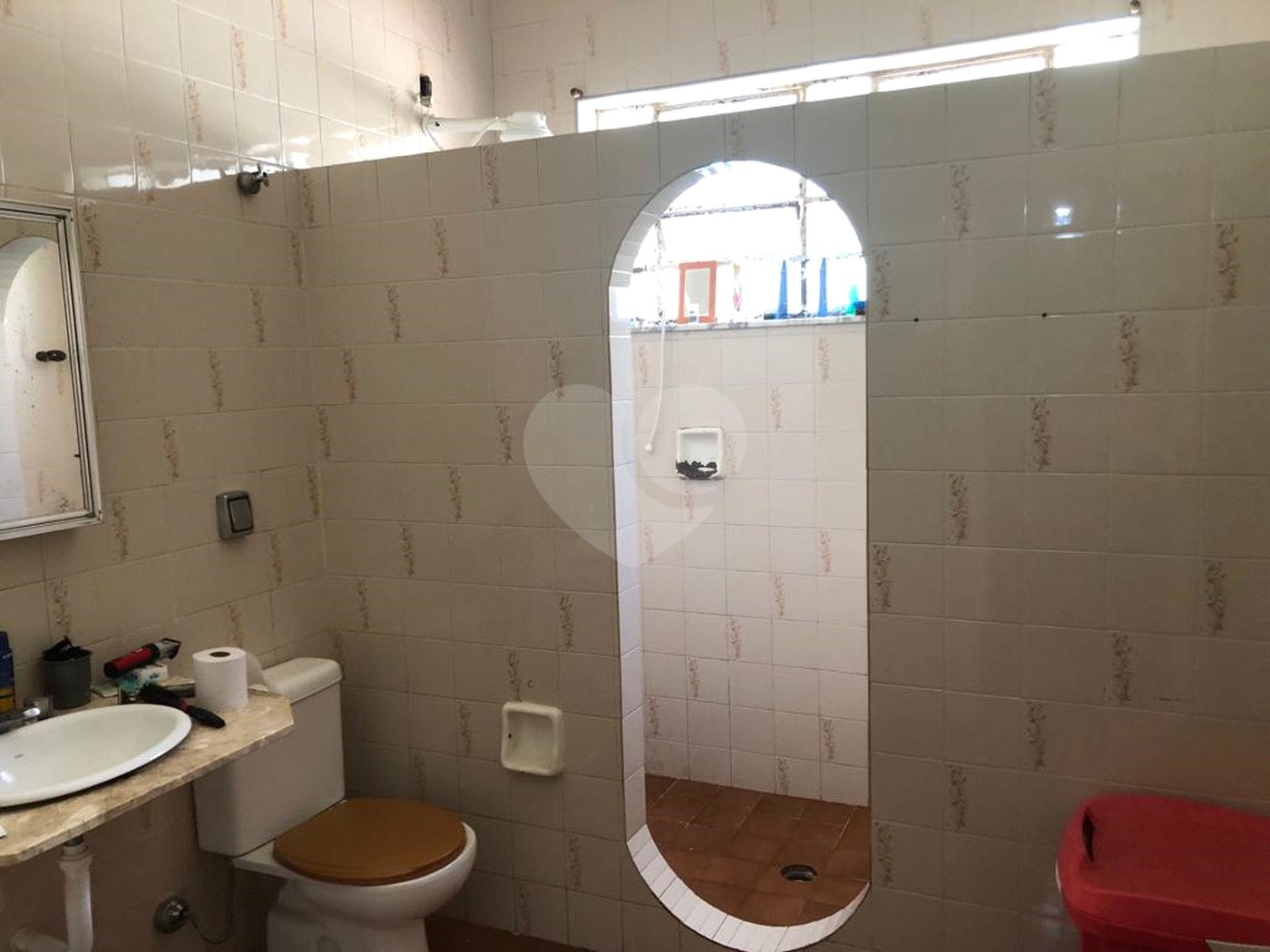 Casa à venda com 4 quartos, sendo 1 suíte,  em Jardim Colombo, São Paulo, SP