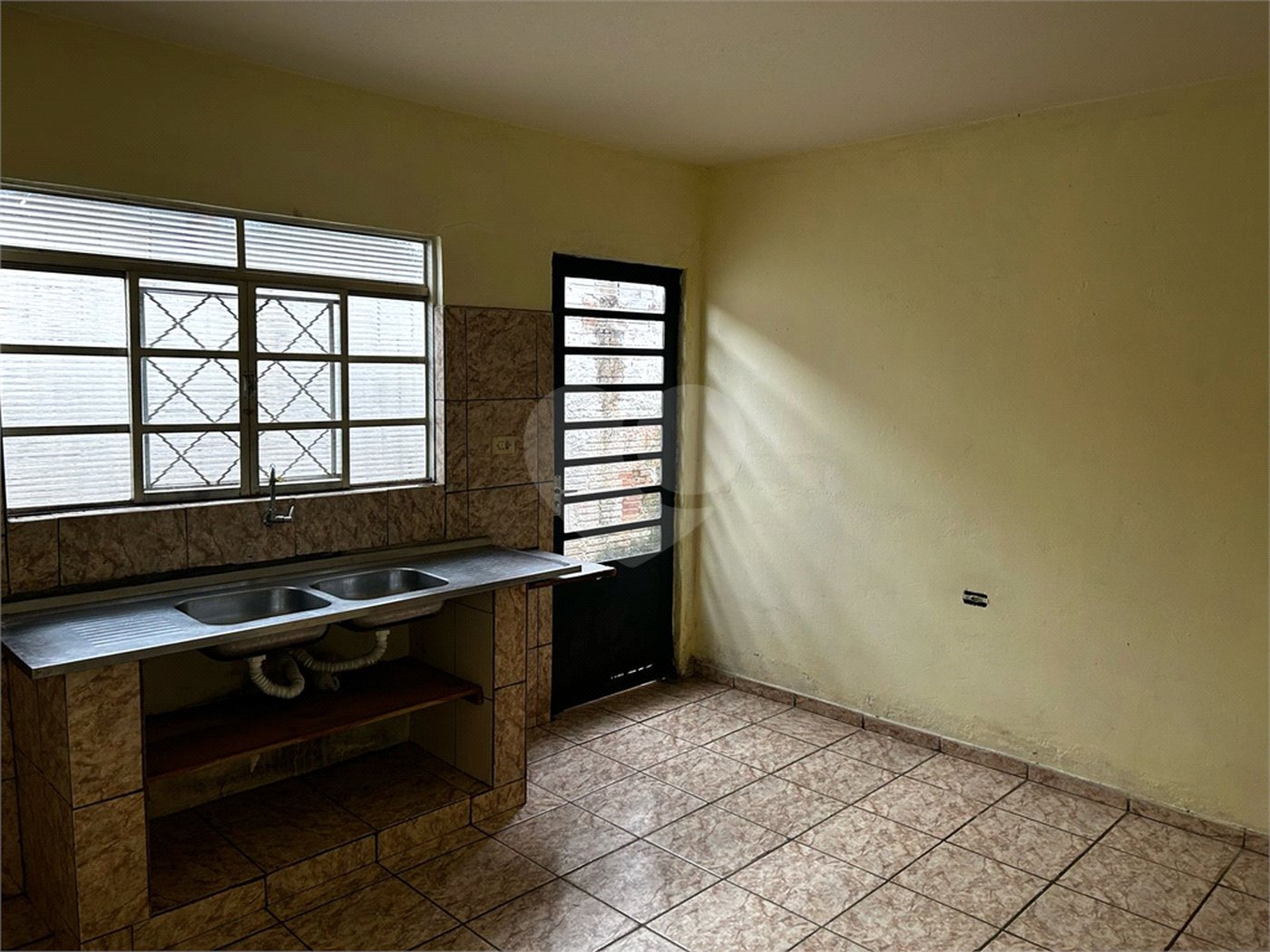 Casa à venda com 2 quartos em Jardim Fogaça, Itapetininga, SP