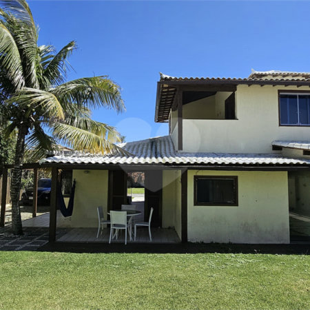 Casa à venda com 7 quartos, sendo 4 suítes,  em Praia Rasa, Armação dos Búzios, RJ