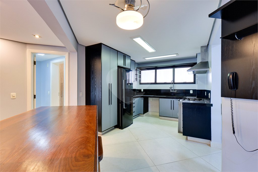 Apartamento à venda com 4 quartos, sendo 3 suítes, em Granja Julieta, São Paulo, SP