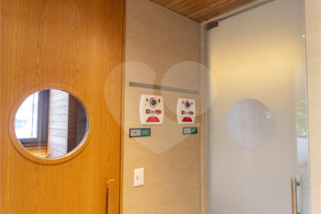 Apartamento à venda com 3 quartos, sendo 2 suítes, em Cerqueira César, São Paulo, SP