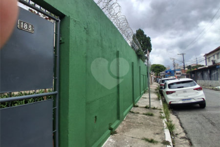 Terreno à venda com 2 quartos em Vila Vitório Mazzei, São Paulo, SP