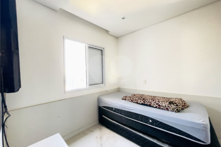 Apartamento à venda com 3 quartos, sendo 1 suíte,  em Nova Petrópolis, São Bernardo do Campo, SP