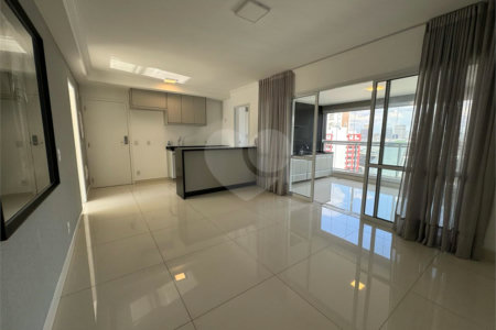 Apartamento à venda com 3 quartos, sendo 1 suíte, em Pinheiros, São Paulo, SP