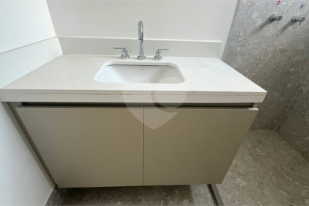 Apartamento à venda com 2 suítes em Pinheiros, São Paulo, SP