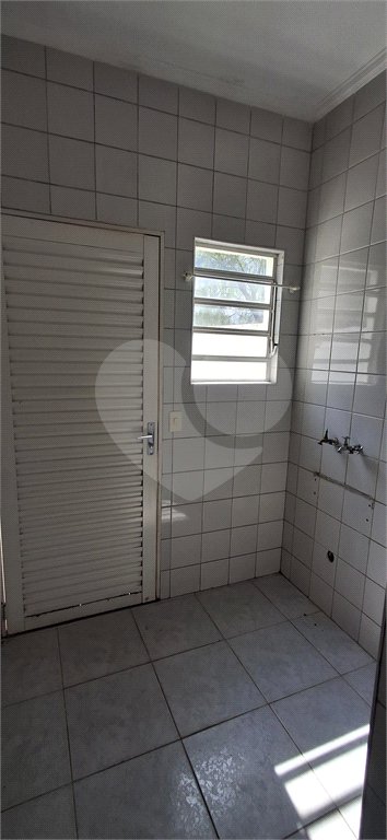 Sobrado à venda com 4 quartos, sendo 1 suíte, em Portal das Acácias, Indaiatuba, SP