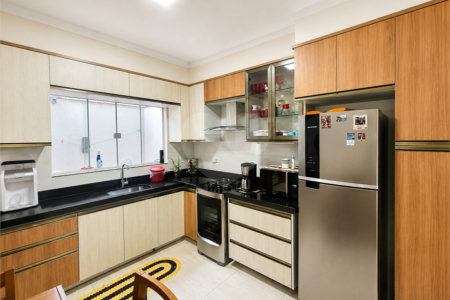 Casa à venda com 2 quartos, sendo 1 suíte, em Cidade Boa Vista, Suzano, SP