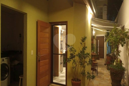 Casa à venda com 3 quartos, sendo 1 suíte,  em Vila Monumento, São Paulo, SP