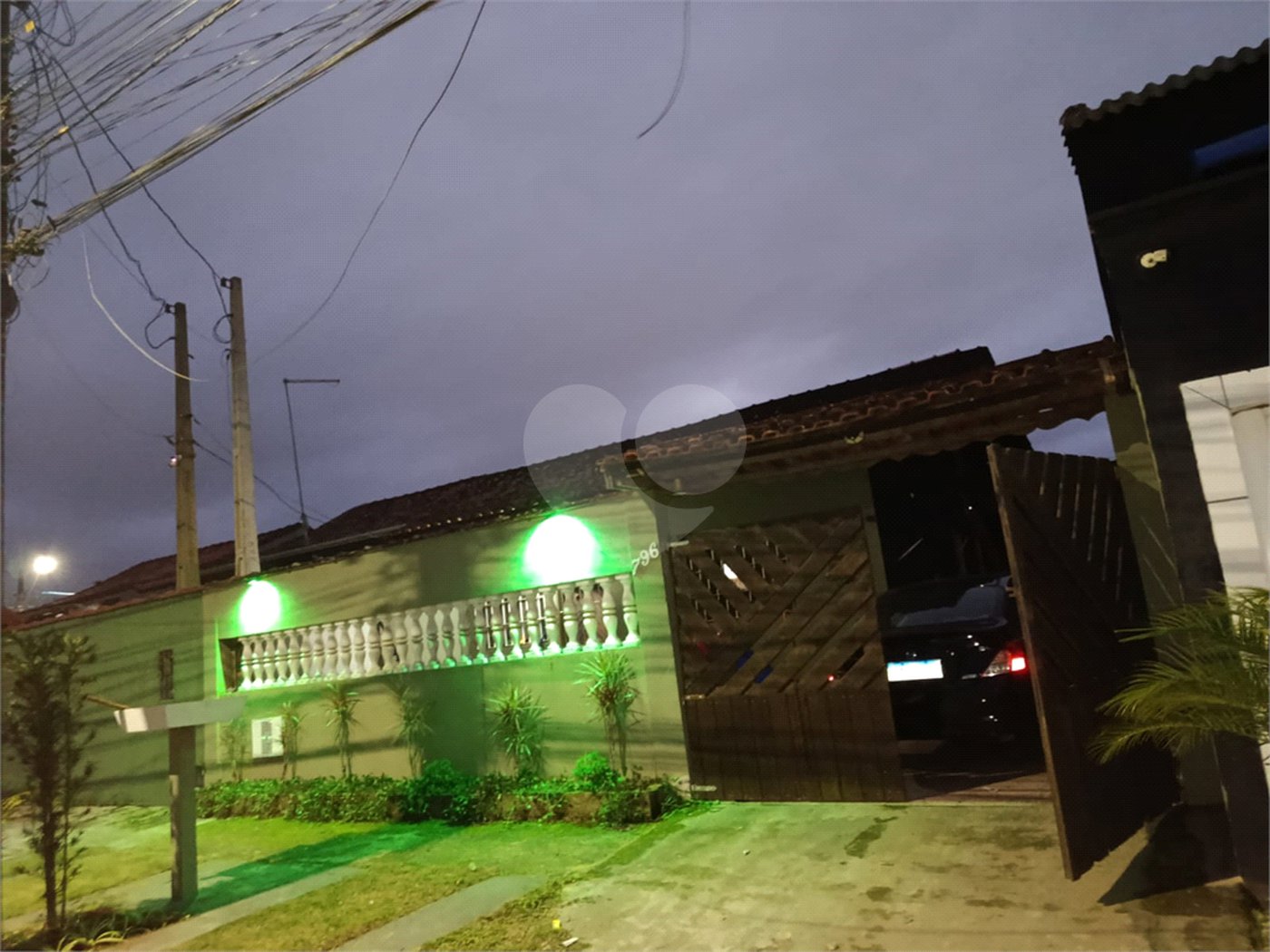 Casa à venda ou para alugar com 3 quartos, sendo 1 suíte, em Florida Mirim, Mongaguá, SP