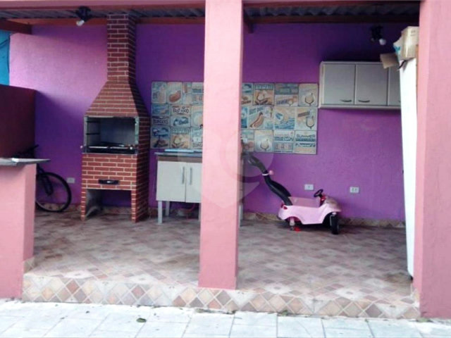 Sobrado à venda com 4 quartos, sendo 1 suíte,  em Tremembé, São Paulo, SP
