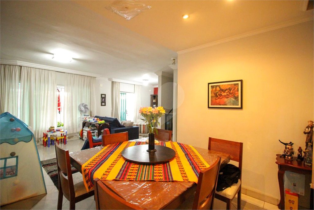 Casa à venda com 5 quartos, sendo 3 suítes, em Vila Paulicéia, São Paulo, SP