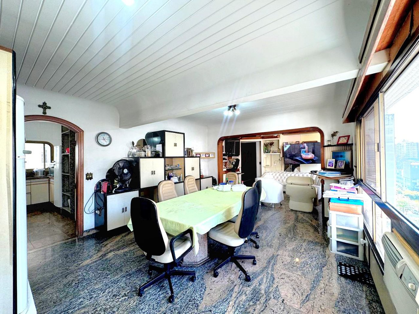 Apartamento próximo da praia com 4 dormitórios à venda, 257 m² por R$ 2.200.000 - Gonzaga - Santos/SP
