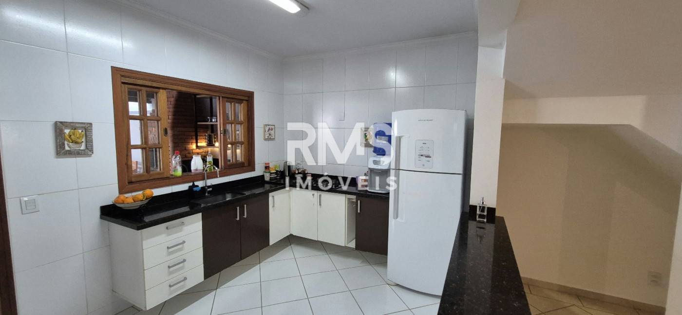 Casa à venda com 3 quartos, sendo 1 suíte, em Cond. Vila Aldea de Espana, Itu - SP