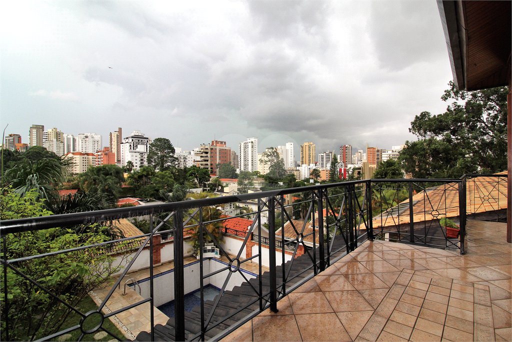 Casa à venda com 4 suítes em Real Parque, São Paulo, SP
