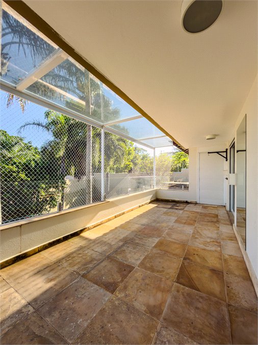 Casa à venda com 4 suítes no condomínio Villa Borghese, Indaiatuba - SP