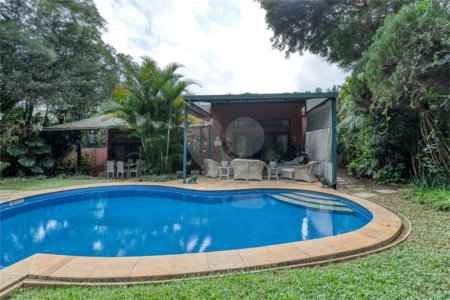 Casa à venda com 5 quartos, sendo 4 suítes, em Brooklin Velho, São Paulo, SP