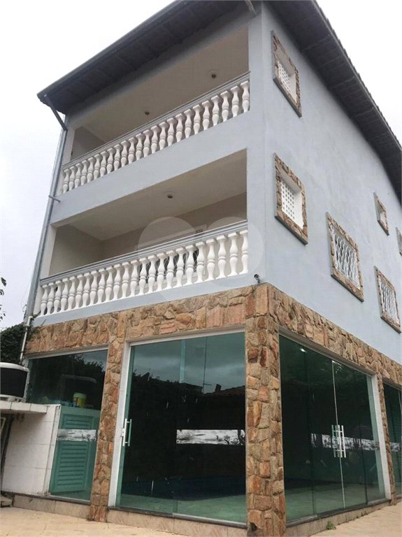 Sobrado à venda com 3 quartos, sendo 1 suíte, em Jardim Indaiá, Poá, SP