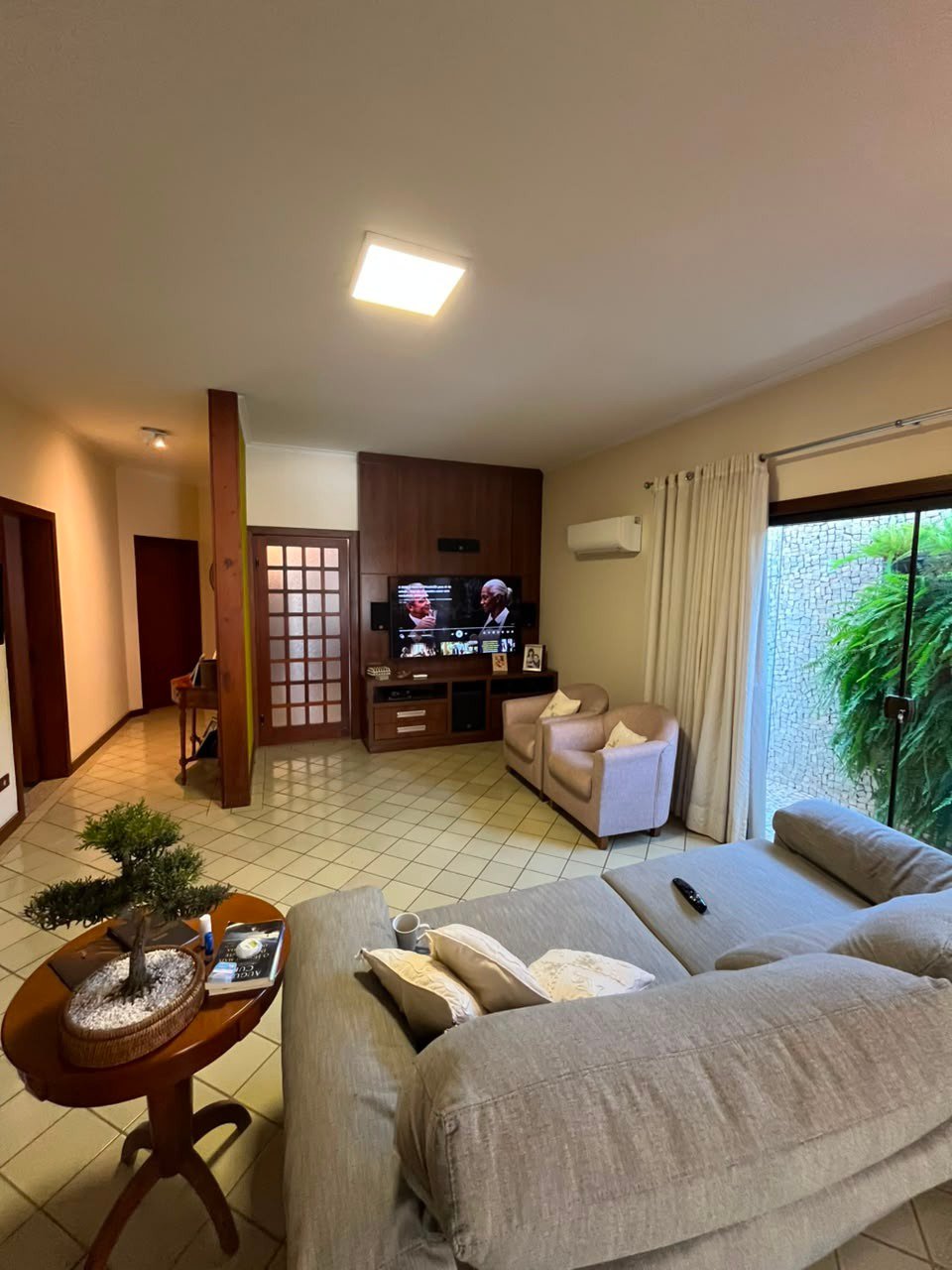 Casa à venda com 3 quartos, sendo 1 suíte,  em Santos Dumont, Três Lagoas, MS