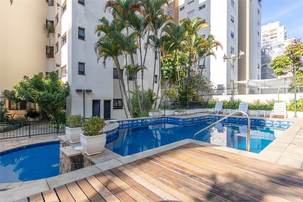 Apartamento à venda com 4 quartos, sendo 2 suítes, em Brooklin, São Paulo, SP