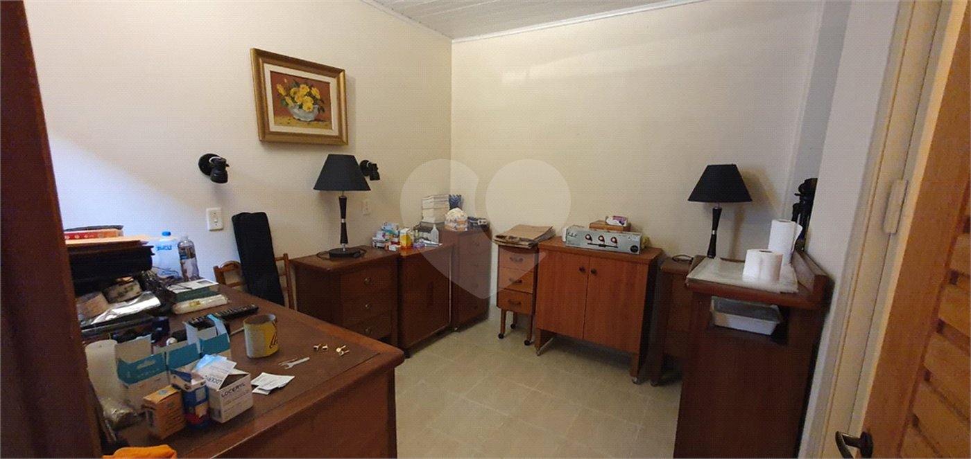 Sobrado à venda com 4 quartos, sendo 2 suítes, em Moema, São Paulo, SP