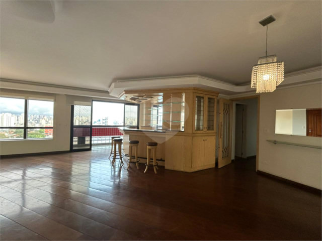Apartamento à venda com 3 quartos, sendo 1 suíte,  em Vila Brasilina, São Paulo, SP