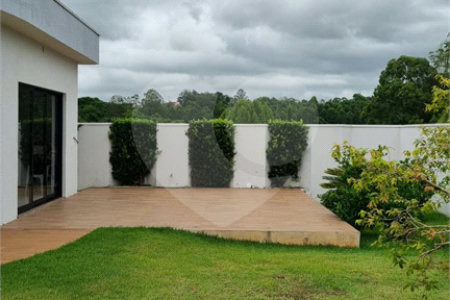 Casa à venda com 3 suítes no condomínio Residencial dos Lagos, Itupeva - SP