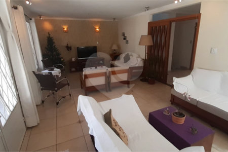 Sobrado à venda com 3 quartos, sendo 2 suítes, em Chácara Monte Alegre, São Paulo, SP