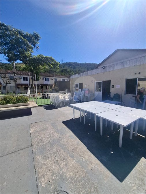 Casa à venda com 2 quartos, sendo 1 suíte, no condomínio Clube Caminho do Park, Rio de Janeiro - RJ