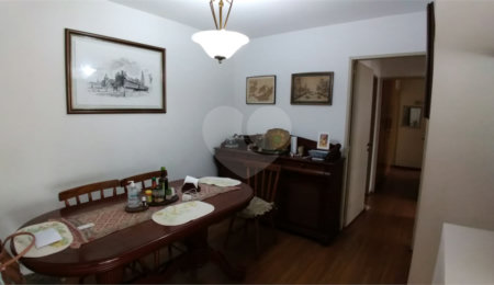 Apartamento à venda com 3 quartos, sendo 1 suíte, em Pinheiros, São Paulo, SP